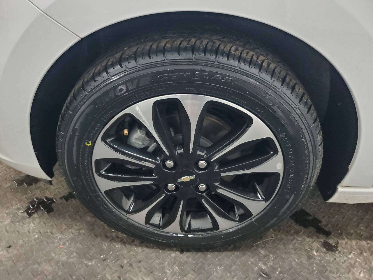 2021 Chevrolet Spark 1LT Image 8 of 22