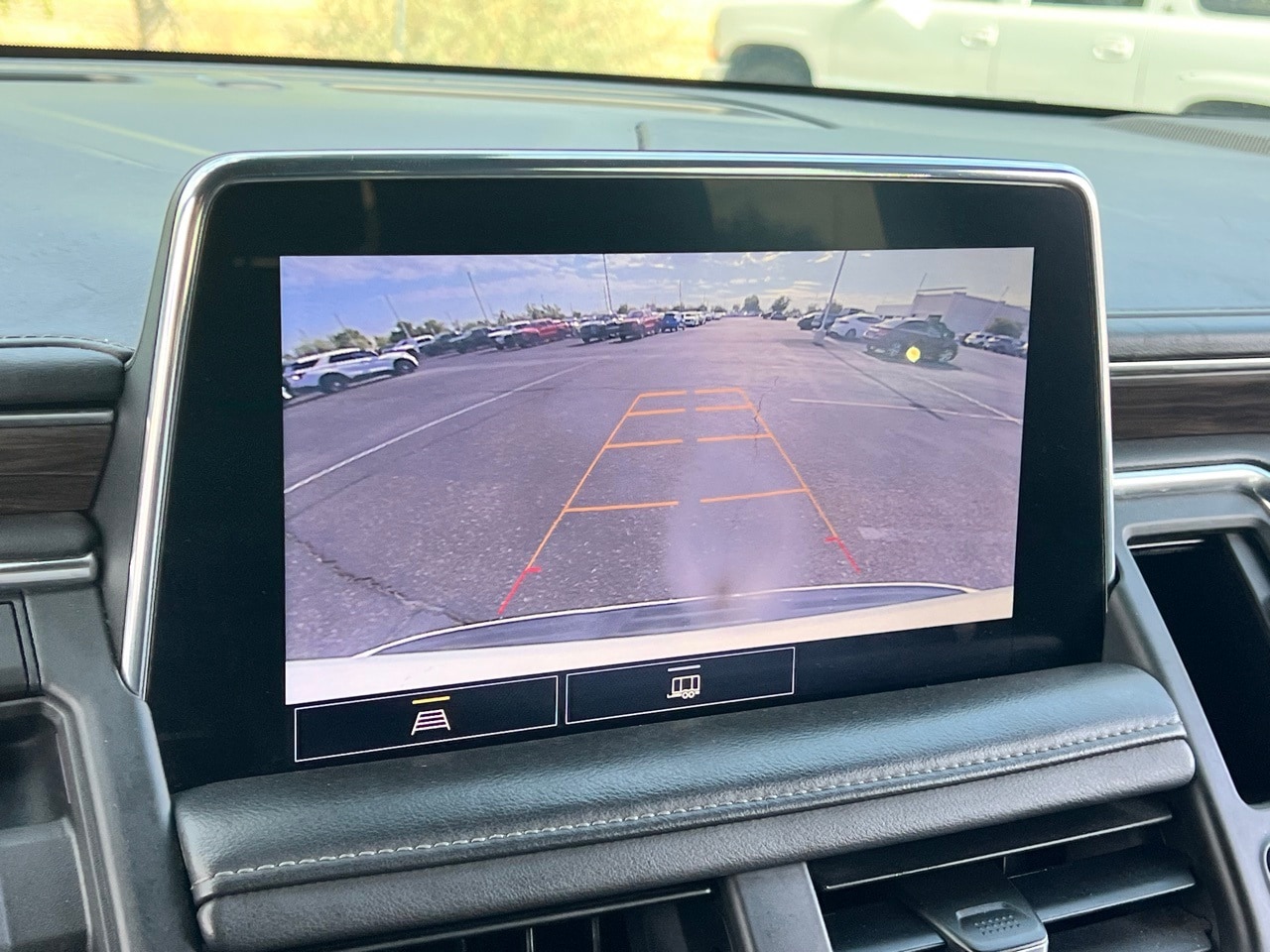 Vehicle image 24 of 33