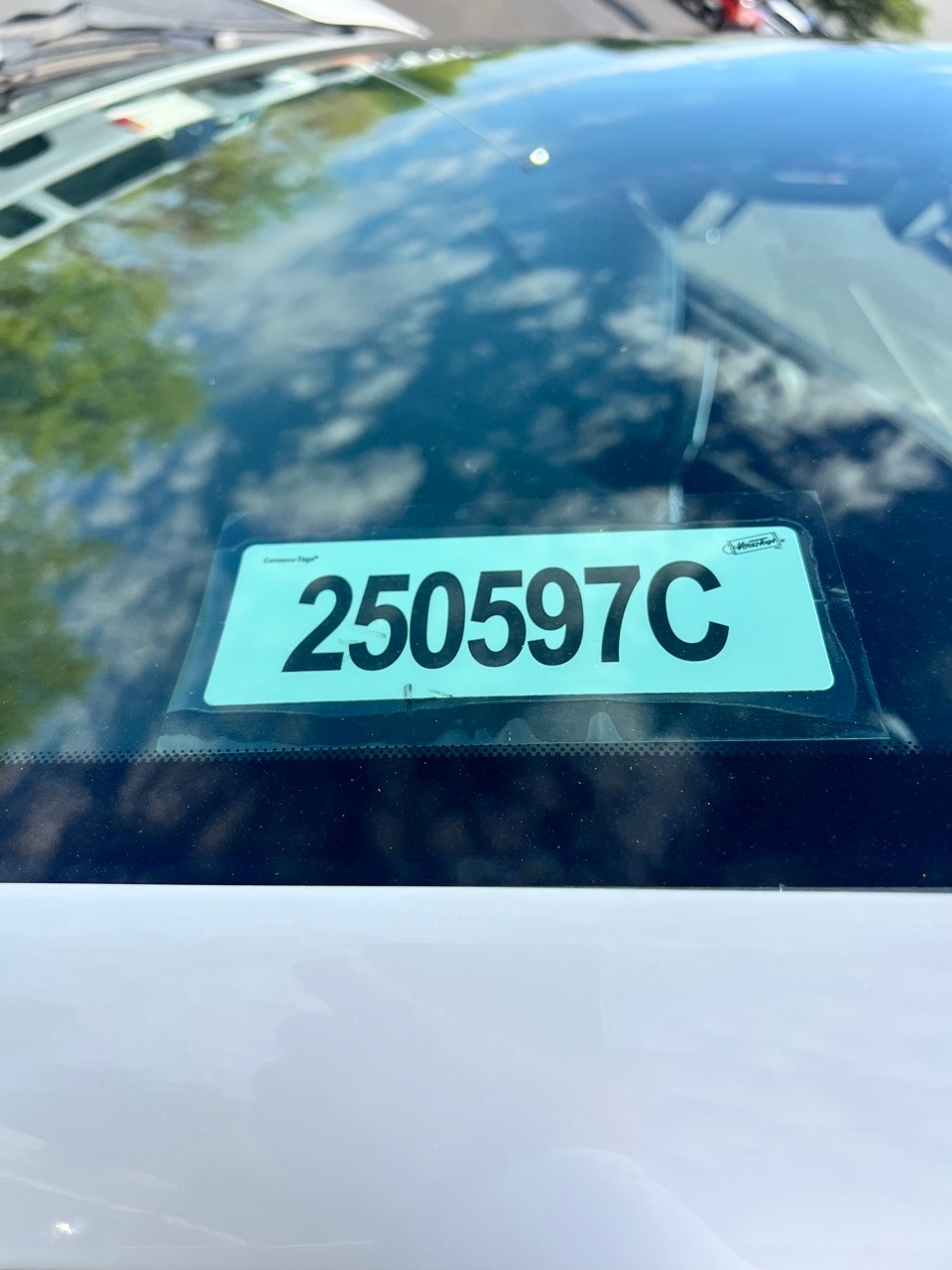 Vehicle image 22 of 33