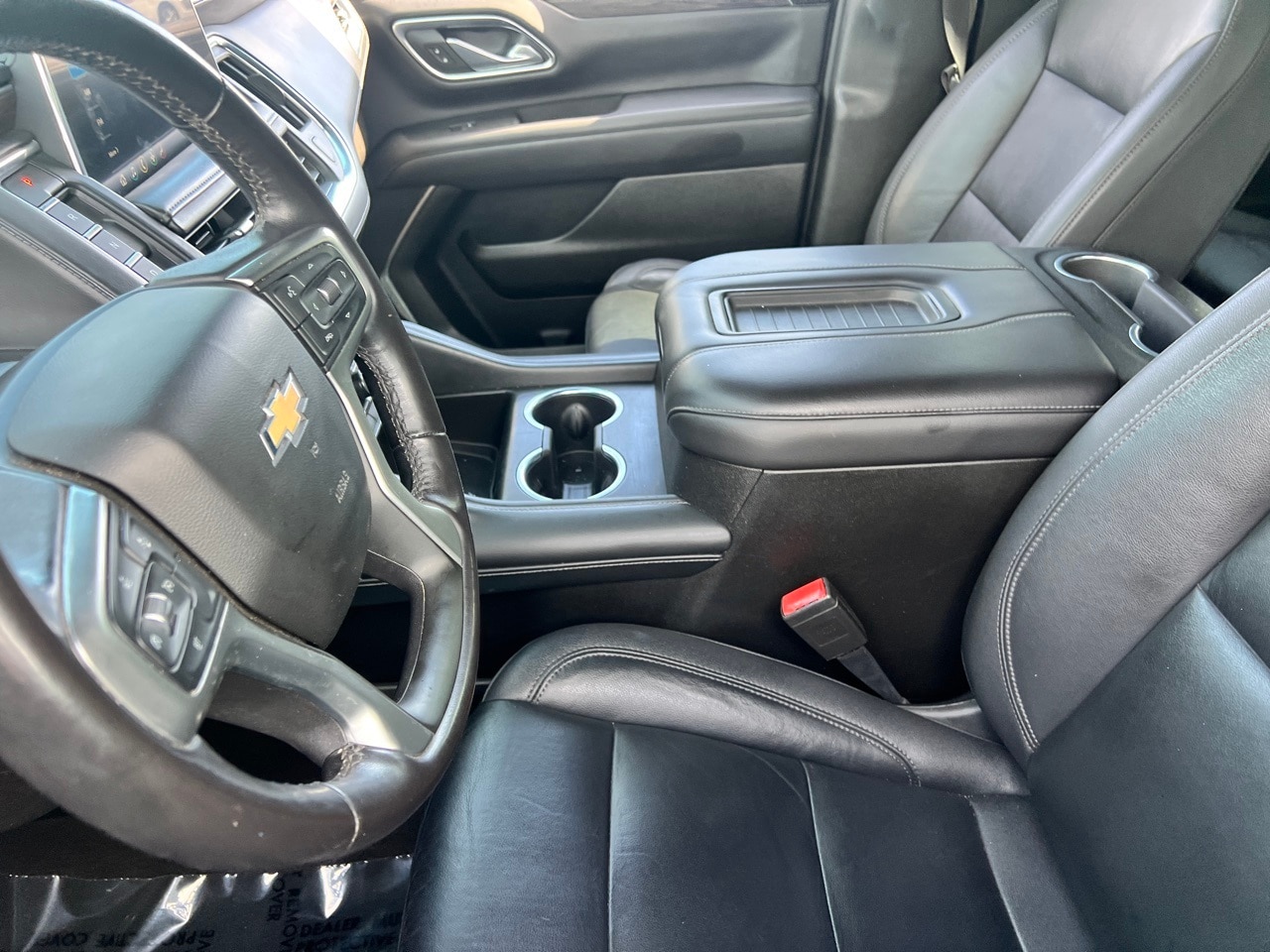 Vehicle image 31 of 33