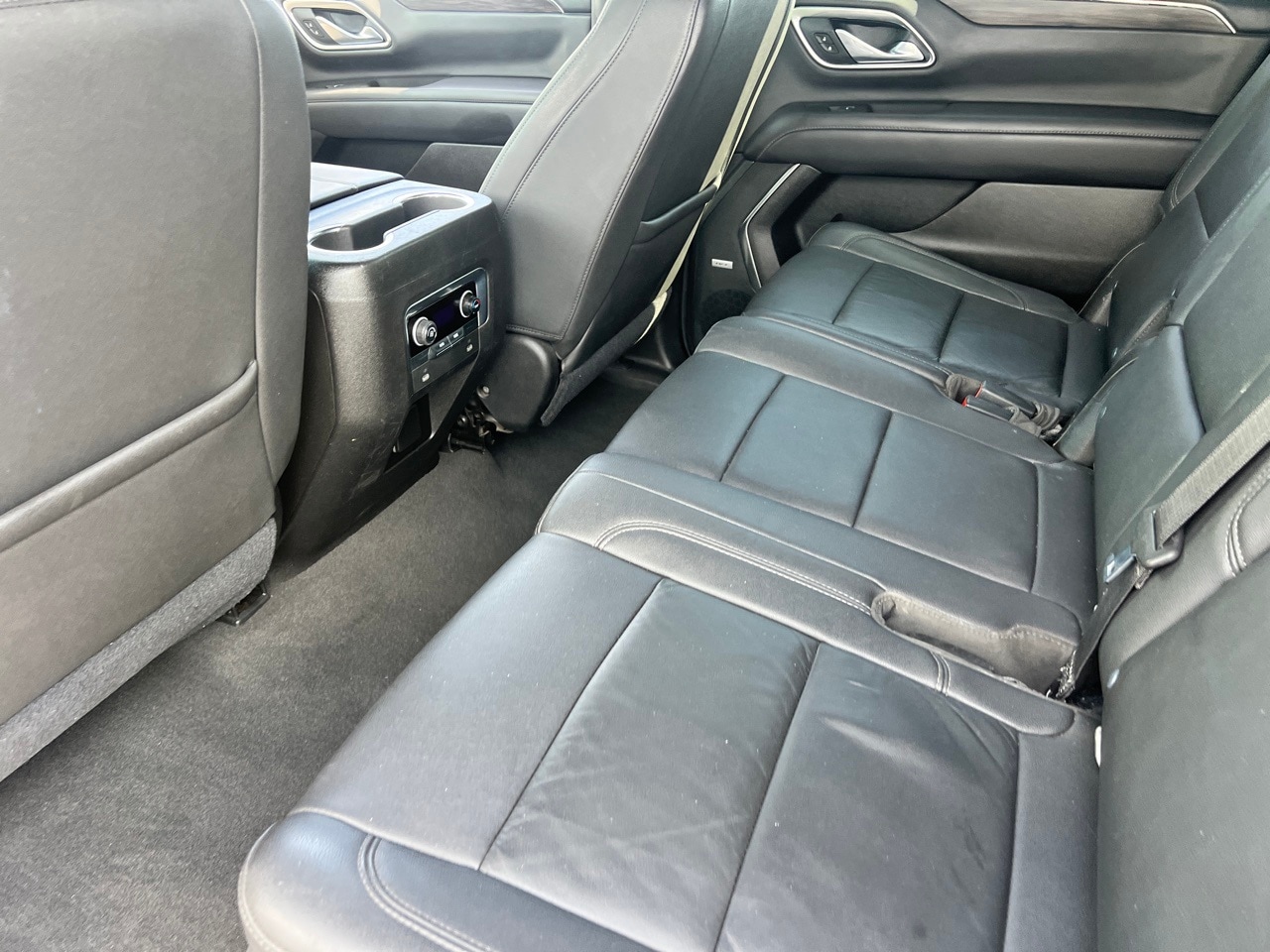 Vehicle image 13 of 33