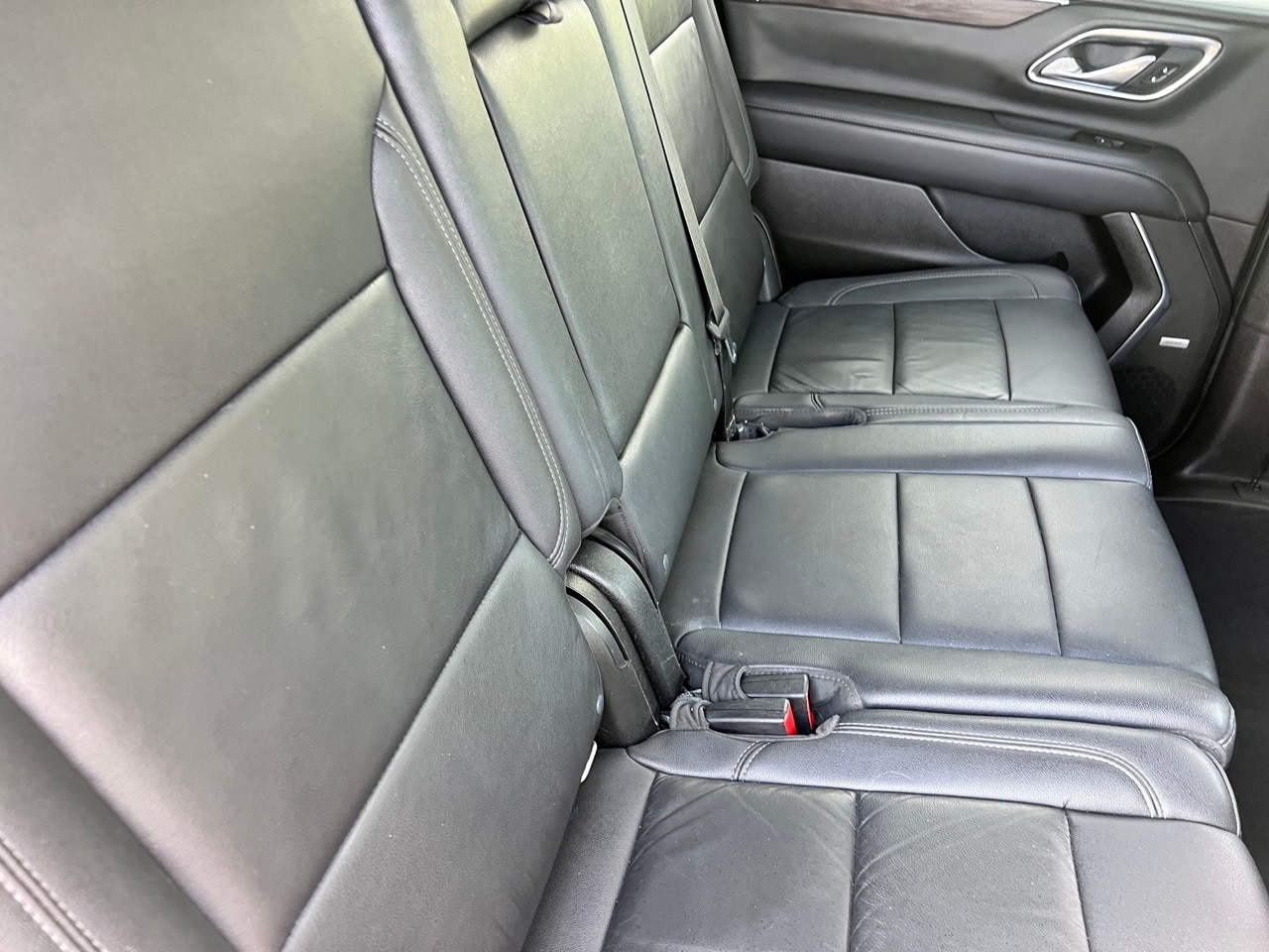 Vehicle image 12 of 33