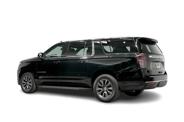 Vehicle image 6 of 32