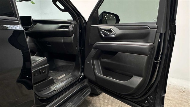 Vehicle image 15 of 34