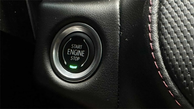 Vehicle image 27 of 34
