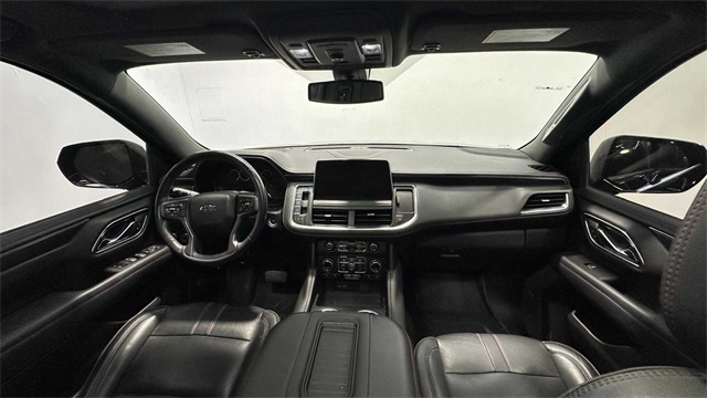 Vehicle image 17 of 34