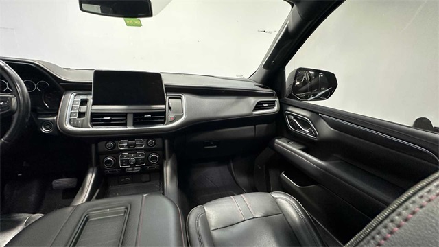 Vehicle image 19 of 34
