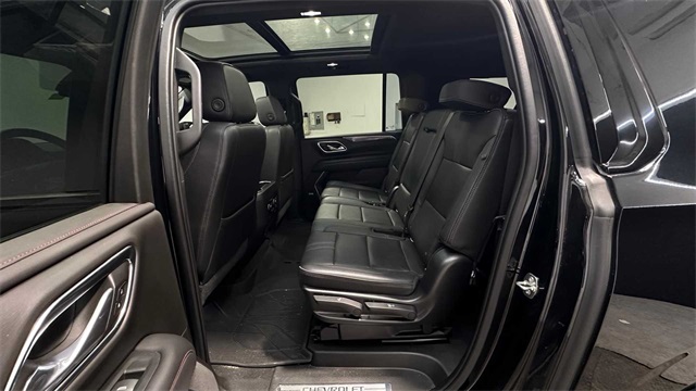 Vehicle image 16 of 34