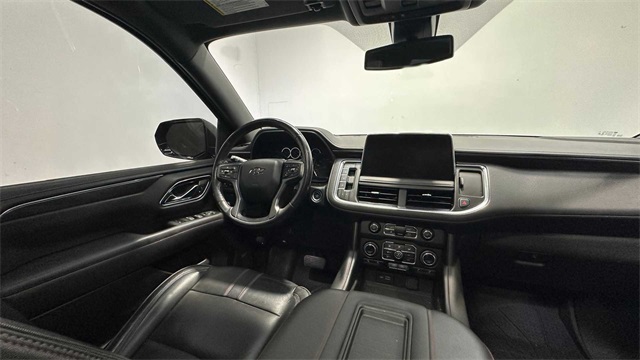Vehicle image 18 of 34