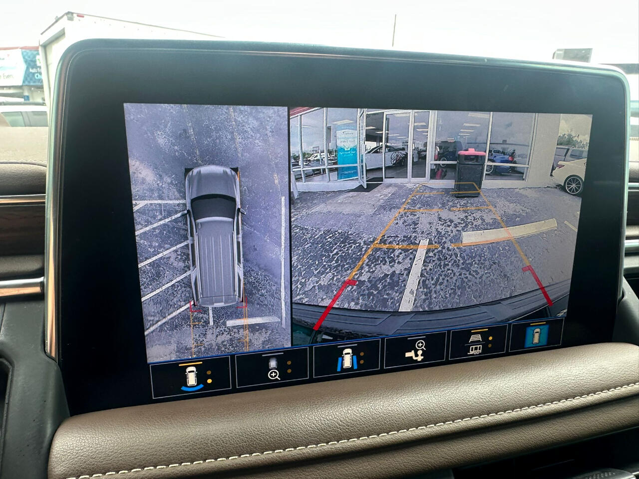 2021 Chevrolet Tahoe High Country Image 13 of 17