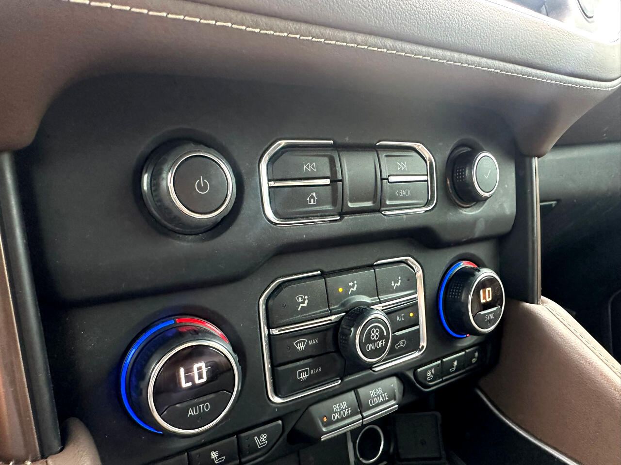 2021 Chevrolet Tahoe High Country Image 14 of 17