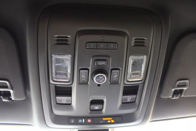 Vehicle image 26 of 55