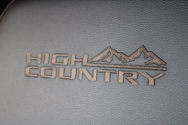 Vehicle image 11 of 55