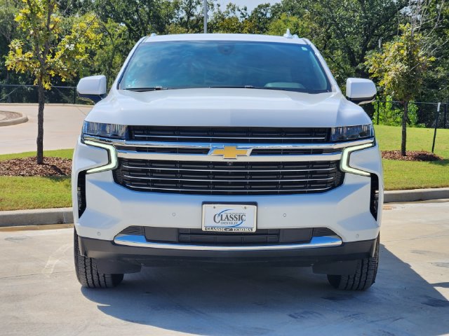 2021 Chevrolet Tahoe LT Image 2 of 34