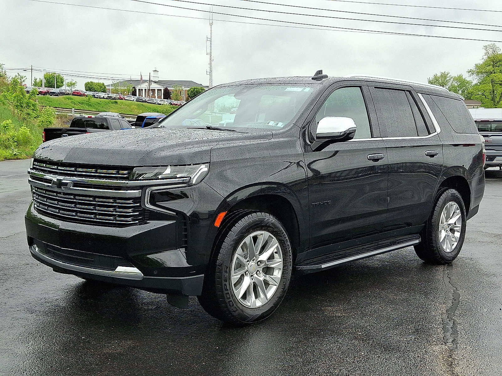 2021 Chevrolet Tahoe Premier Image 1 of 32