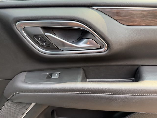Vehicle image 34 of 55
