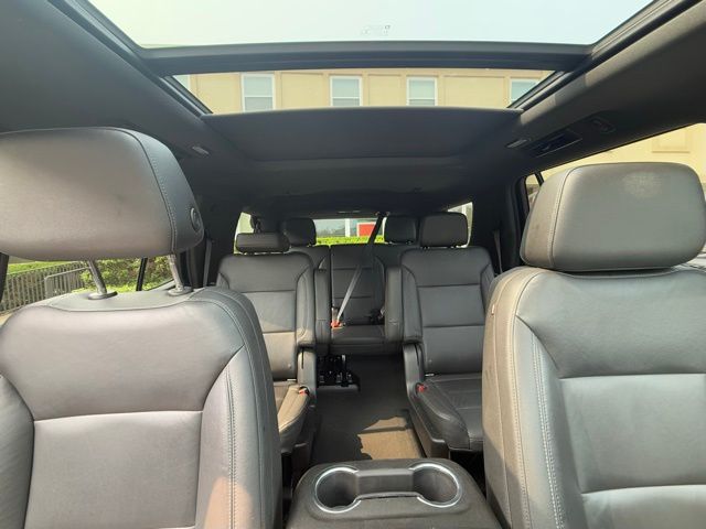 Vehicle image 36 of 55