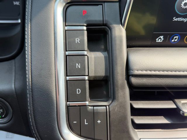 Vehicle image 53 of 55