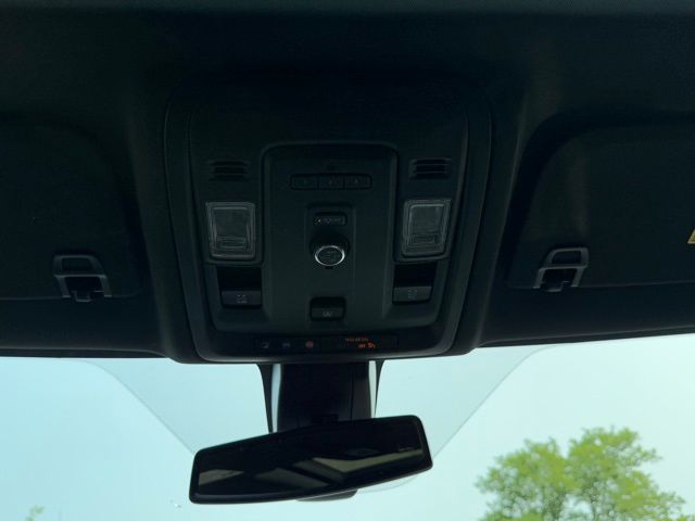 Vehicle image 41 of 55