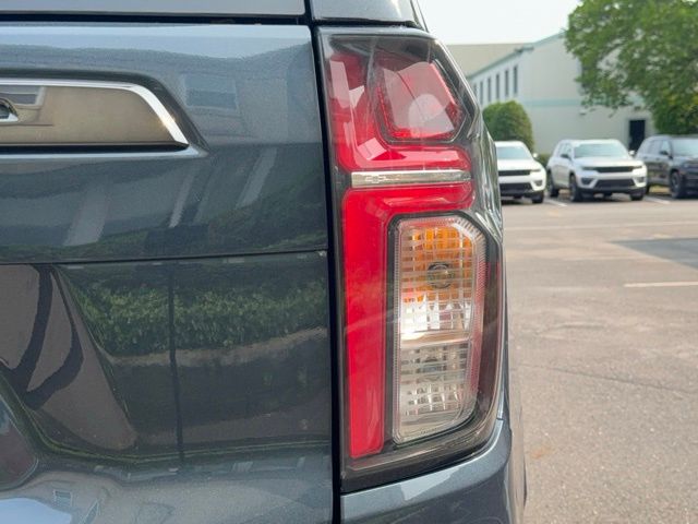 Vehicle image 17 of 55