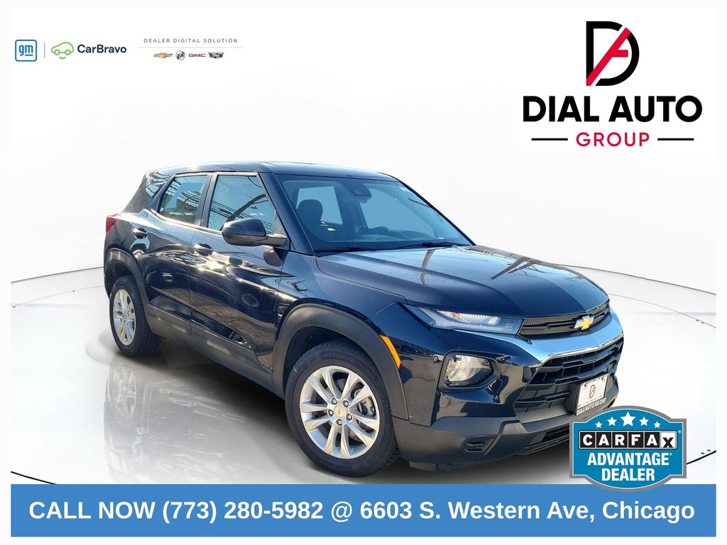 2021 Chevrolet Trailblazer LS Image 2 of 30