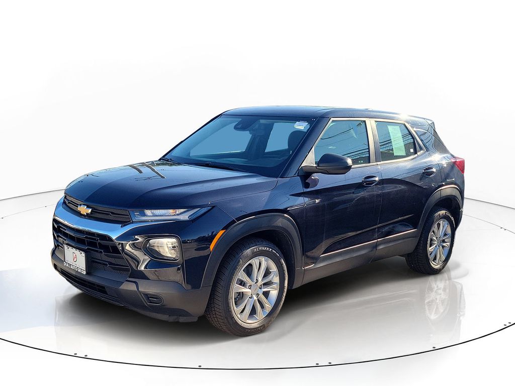 2021 Chevrolet Trailblazer LS Image 1 of 30