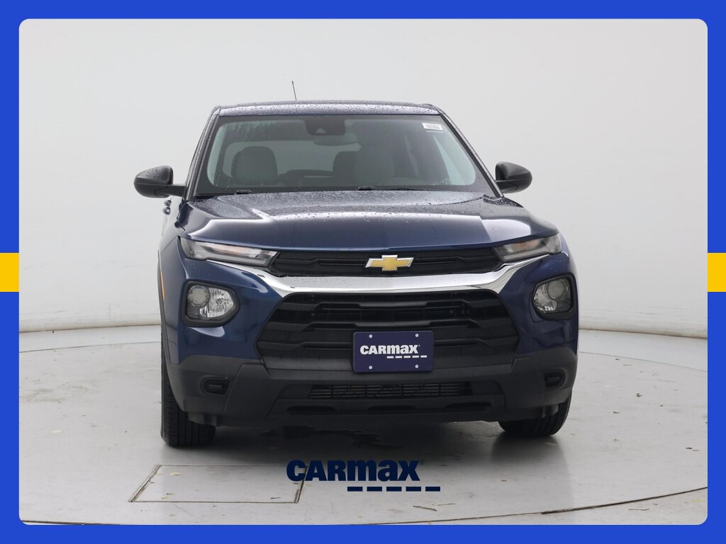 2021 Chevrolet Trailblazer LS Image 2 of 21