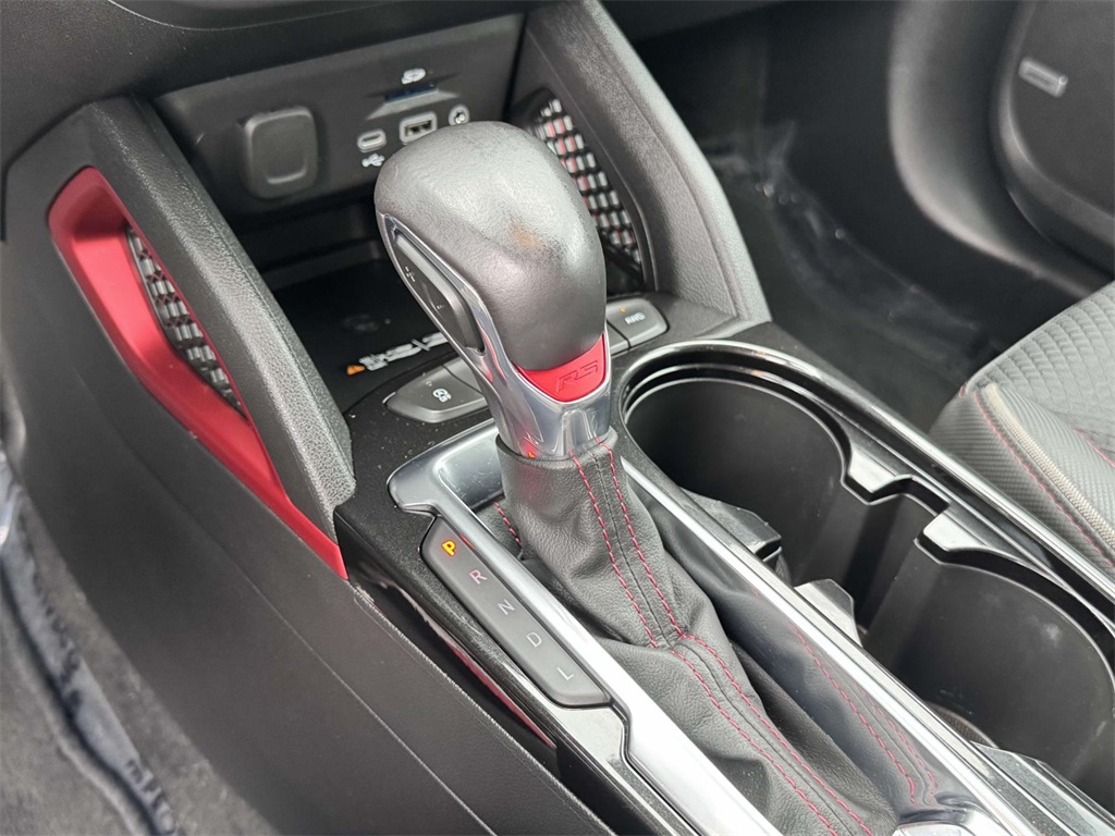 Vehicle image 19 of 30