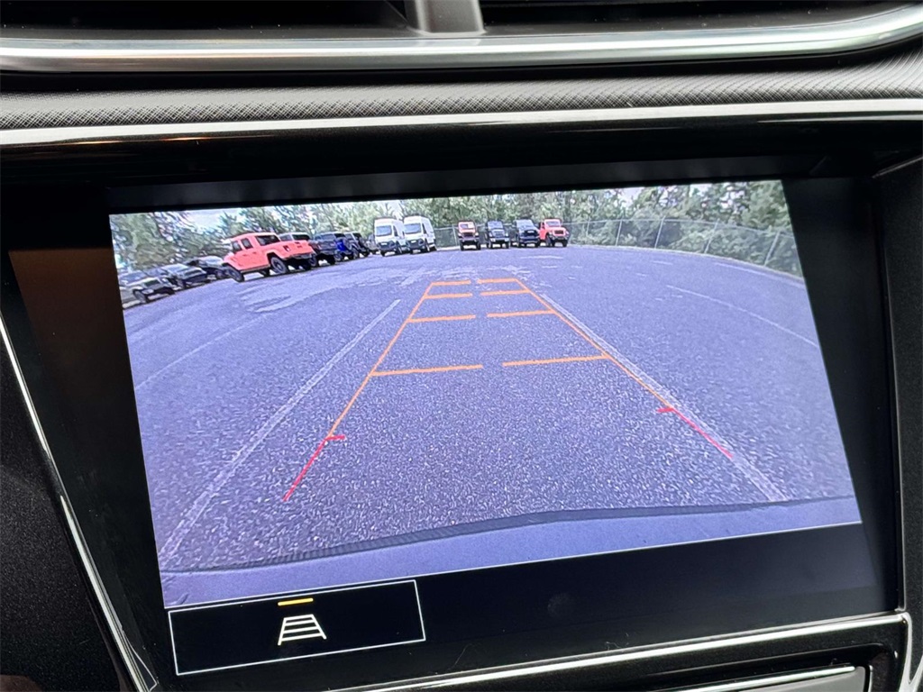 Vehicle image 18 of 30