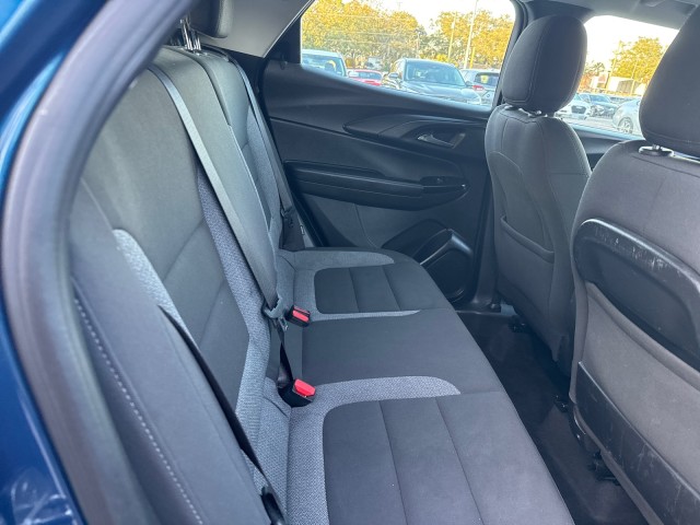 Vehicle image 13 of 20