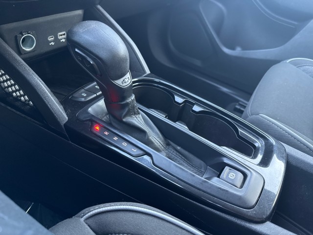Vehicle image 18 of 20