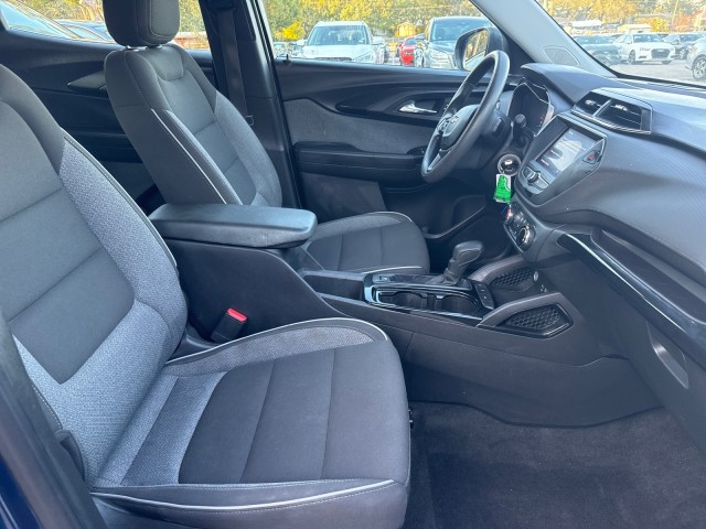 Vehicle image 12 of 20