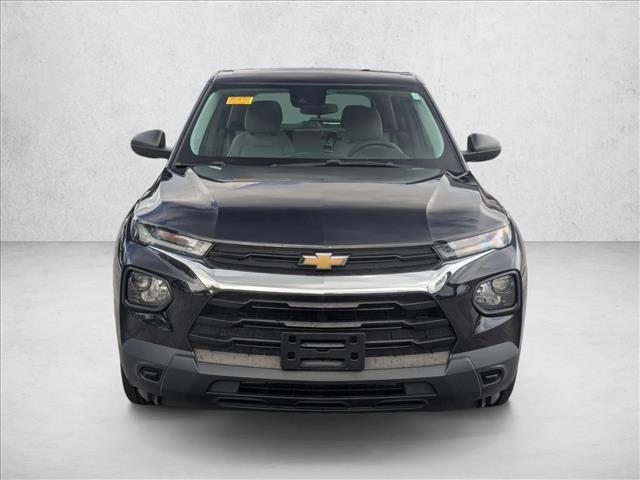 2021 Chevrolet Trailblazer LS Image 2 of 26