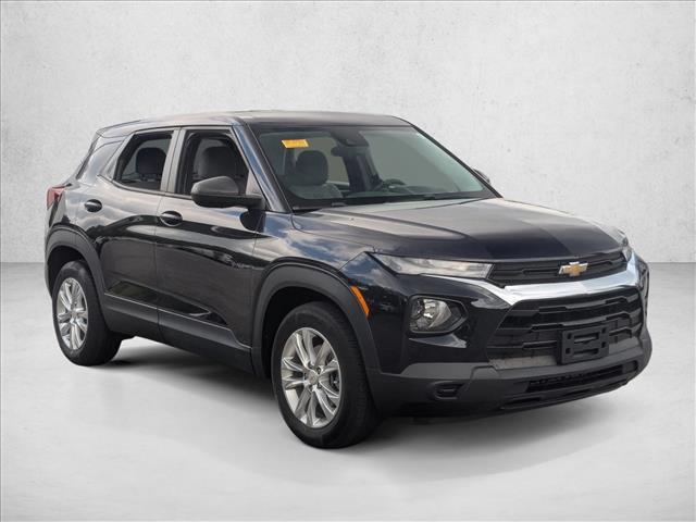 2021 Chevrolet Trailblazer LS Image 3 of 26