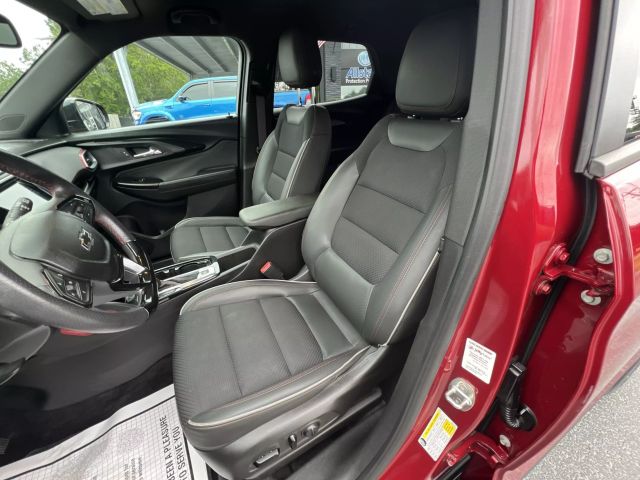 Vehicle image 13 of 29
