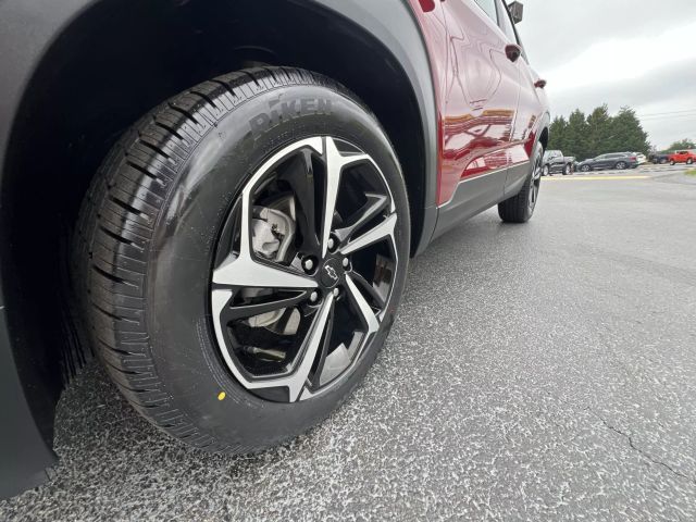 Vehicle image 10 of 29