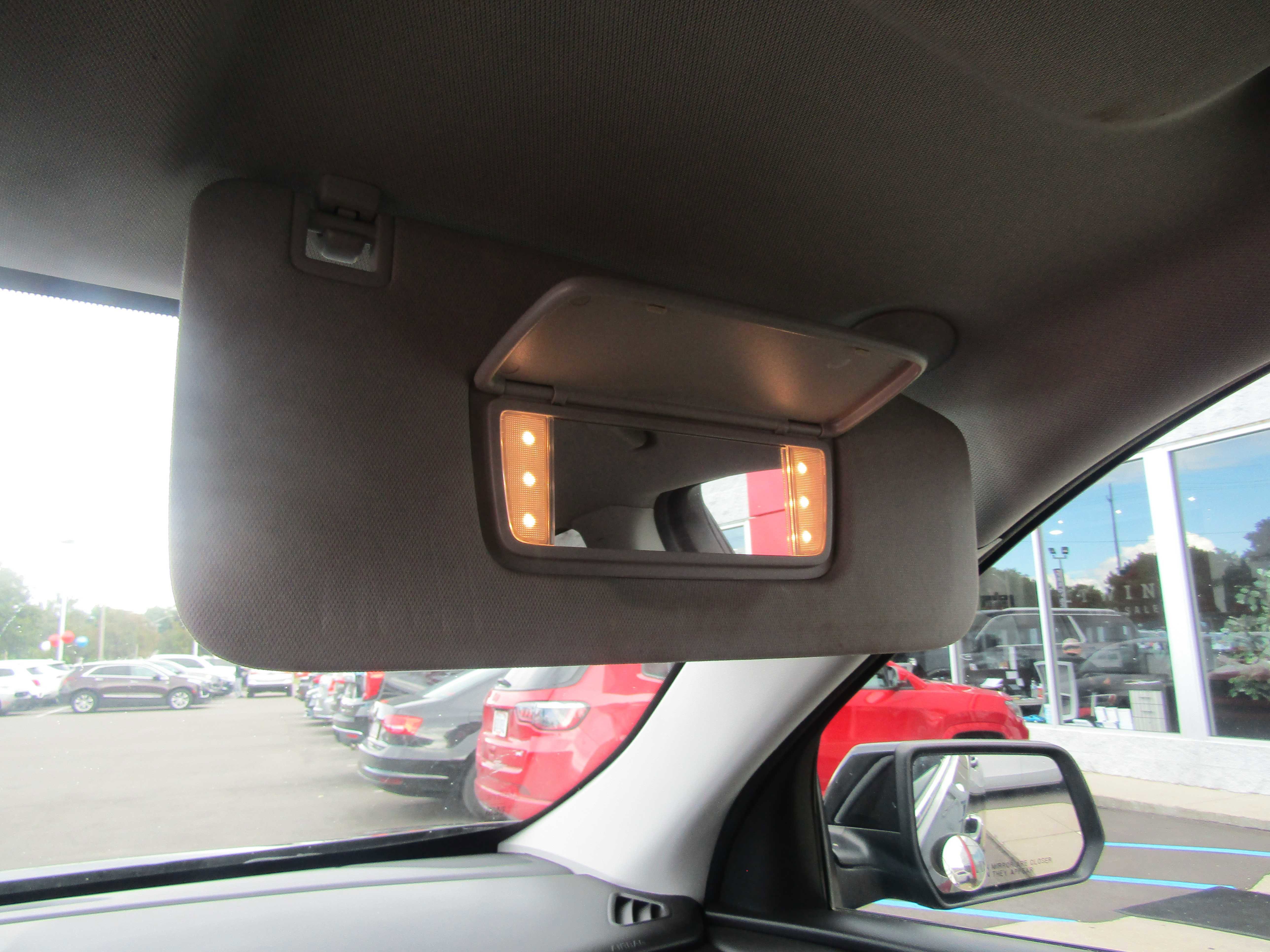 2021 Chevrolet Traverse LS Image 18 of 19