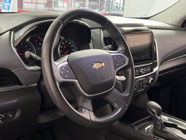 Vehicle image 12 of 30