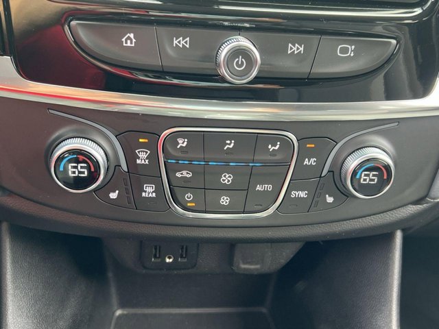 Vehicle image 18 of 30