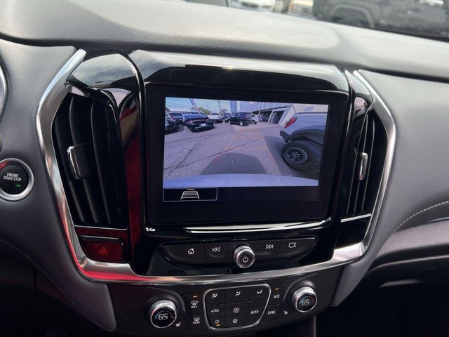 Vehicle image 16 of 30