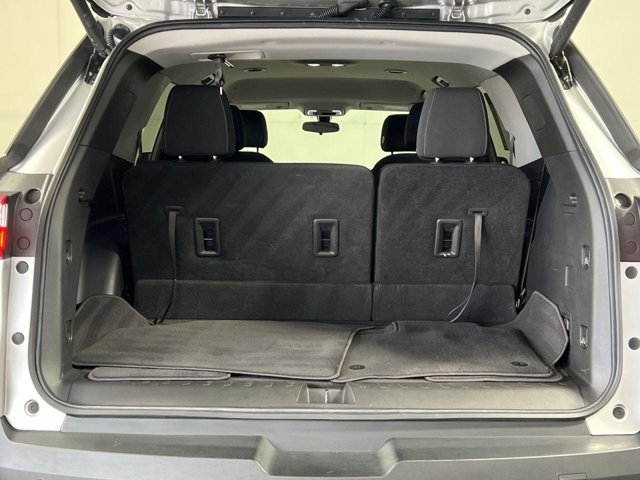 Vehicle image 24 of 30