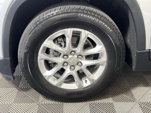 Vehicle image 9 of 30