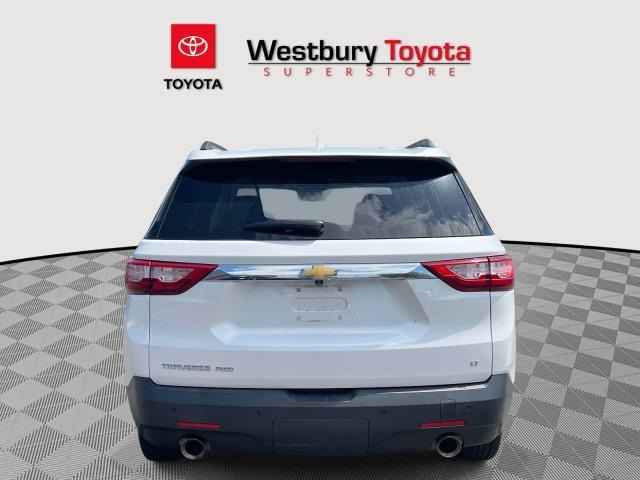 Vehicle image 6 of 37