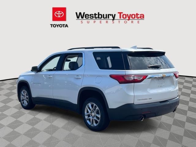 Vehicle image 7 of 37