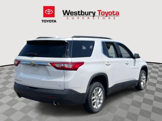 Vehicle image 5 of 37