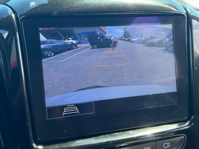 Vehicle image 14 of 37