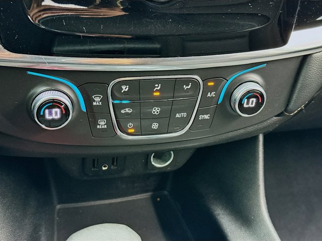 Vehicle image 12 of 20
