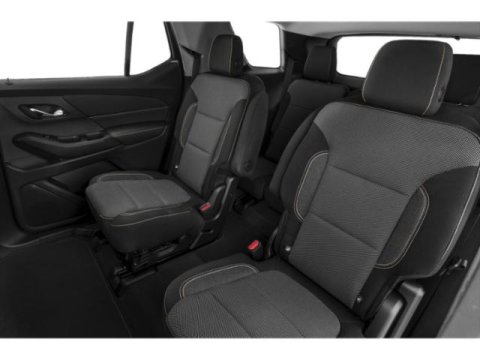 Vehicle image 17 of 19