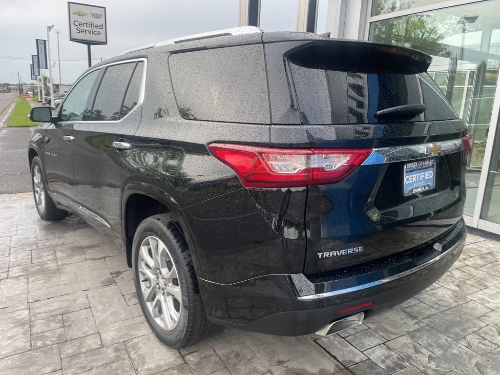 Vehicle image 5 of 21
