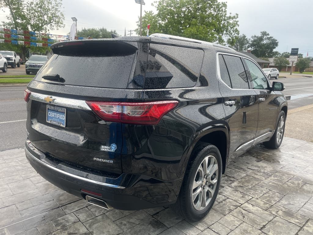 Vehicle image 4 of 21